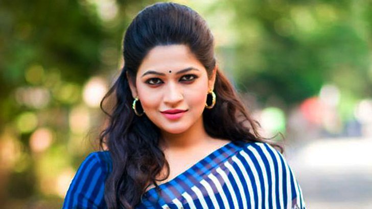 ওয়েব সিরিজে সৃজিতের নায়িকা বাঁধন
